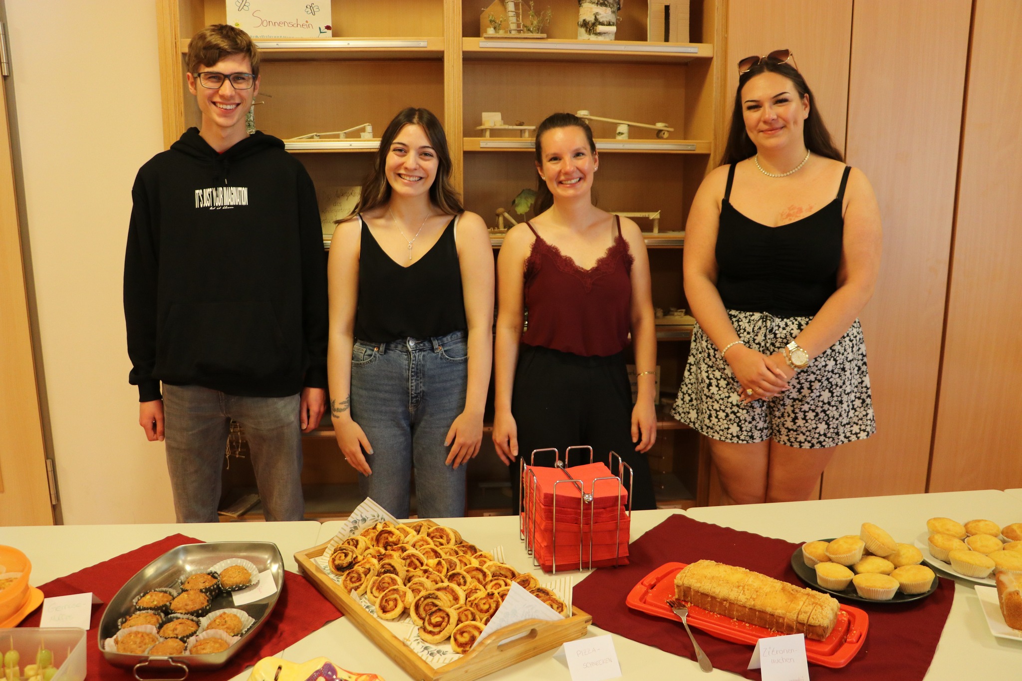 Der Basar - Solidarität mit geflüchteten Menschen aus der Ukraine (von Dr. Ulrike Roppelt)