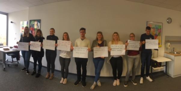 'Wer aber vor der Vergangenheit die Augen verschließt, wird blind für die Gegenwart.' (Richard von Weizäcker)Ein Thementag in den ersten Kursen zum 9. November  (von Dr. Ulrike Roppelt)