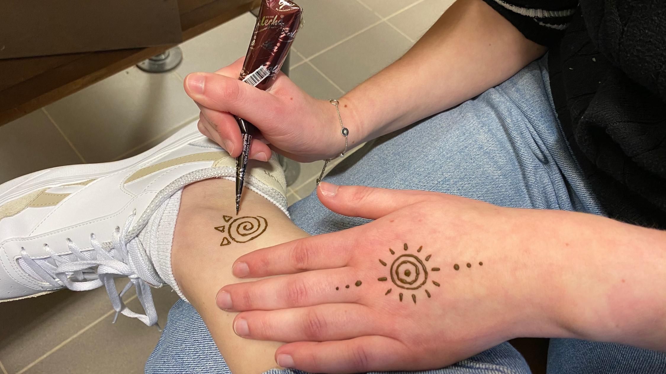 Henna und Kaligraphie 2024