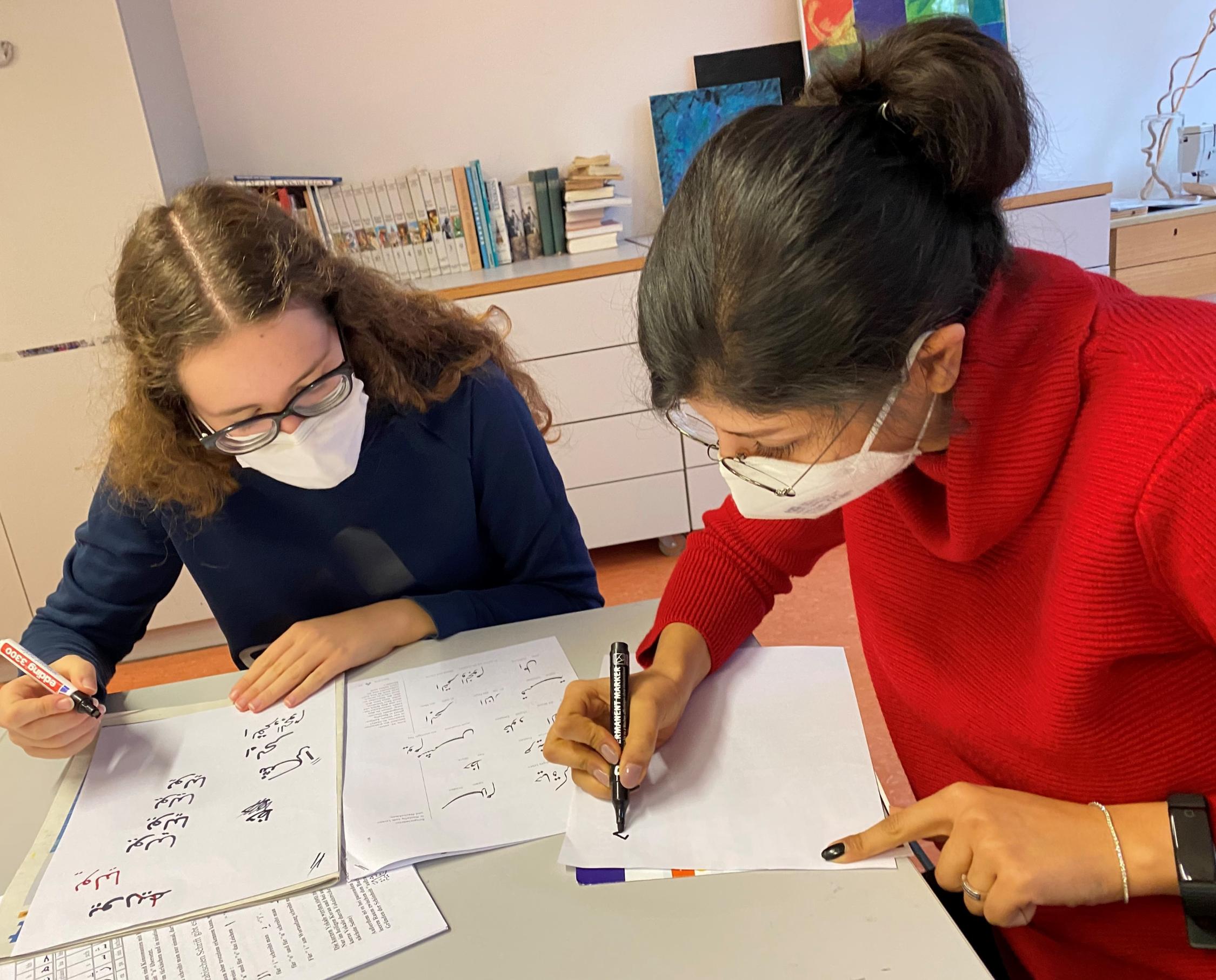 Henna und Kalligraphie