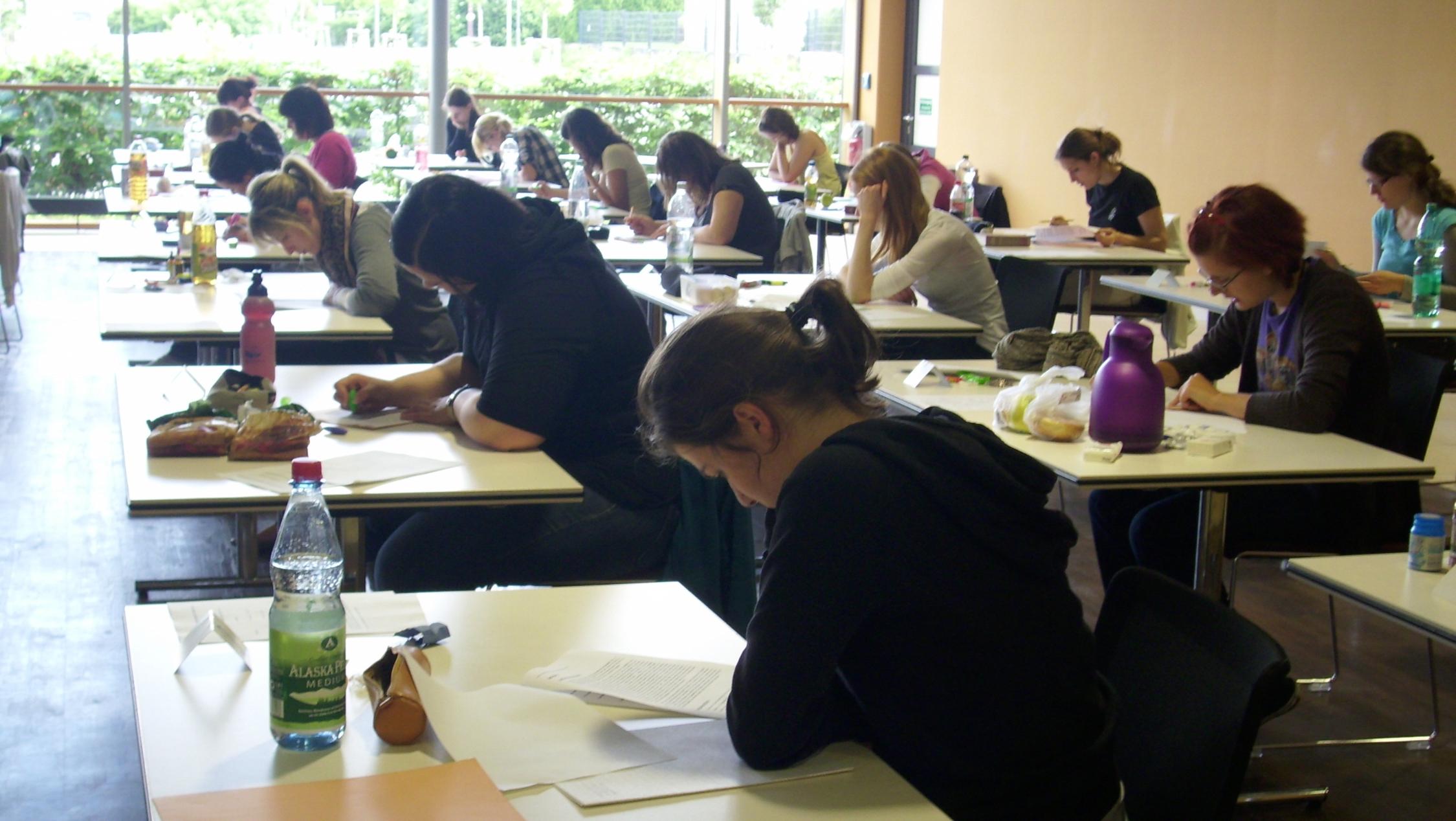 Prüfungszeit an der Fachakademie